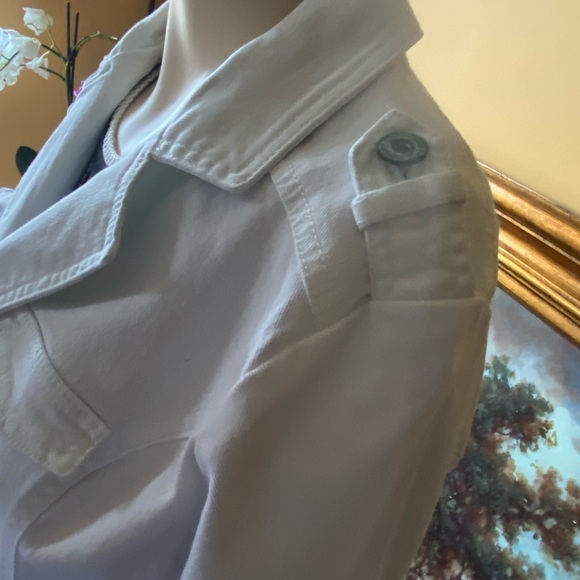 🇨🇦🇨🇦🇨🇦Levi’s  White Denim Blazer Jacket size M 🇨🇦🇨🇦🇨🇦 - Picture 9 of 10